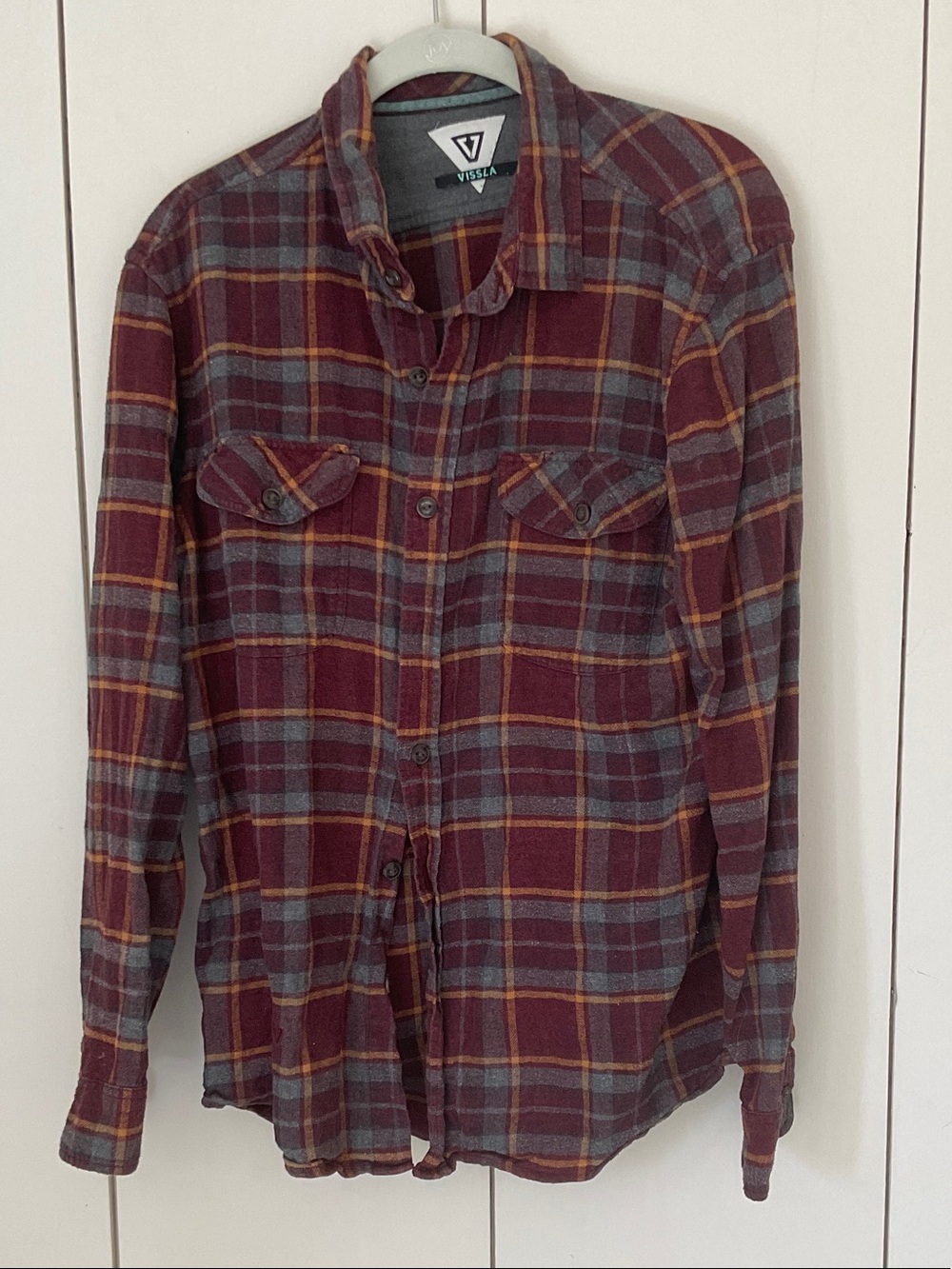 VISSLA Men’s Burgundy Plaid Button-Down Central Coast Shirt  Sz M